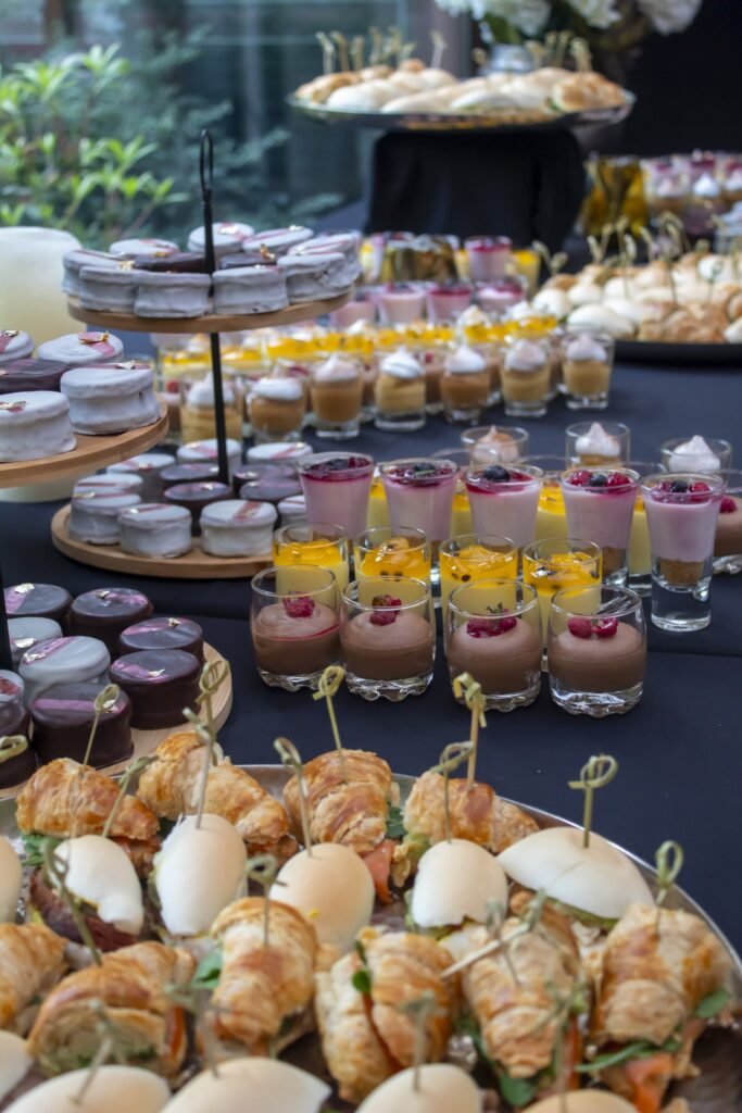 Cóctel y canapés para un evento