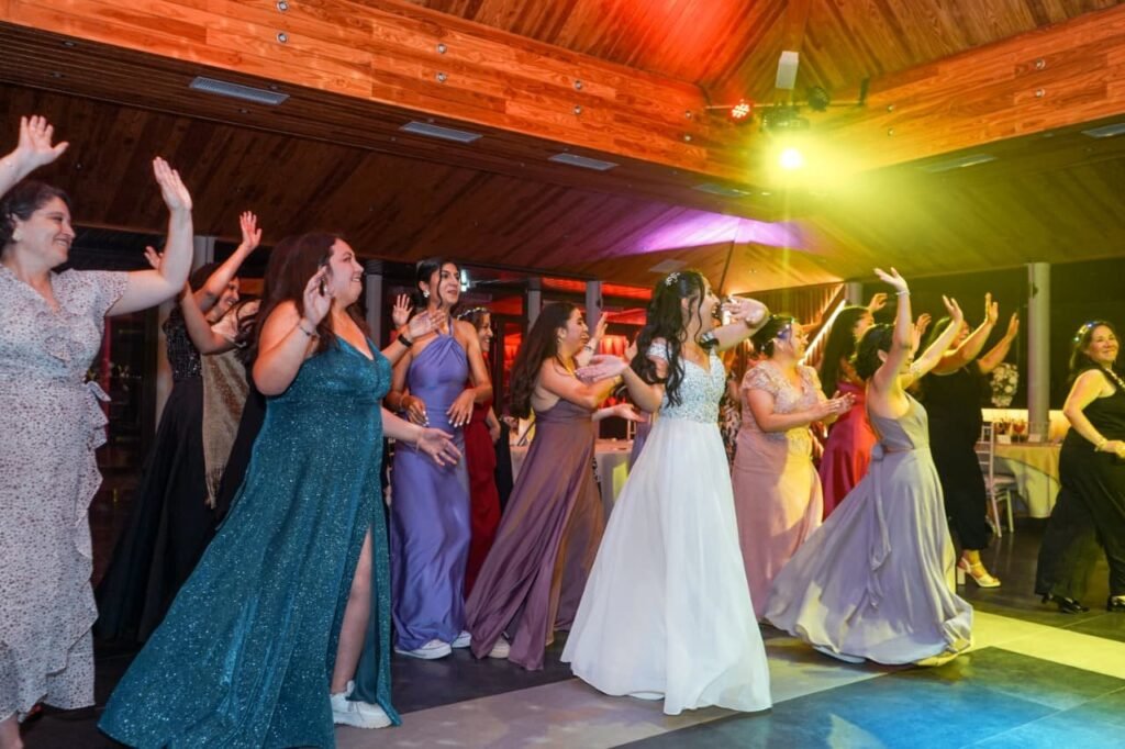 Fiesta y celebración en Volcán Imperial